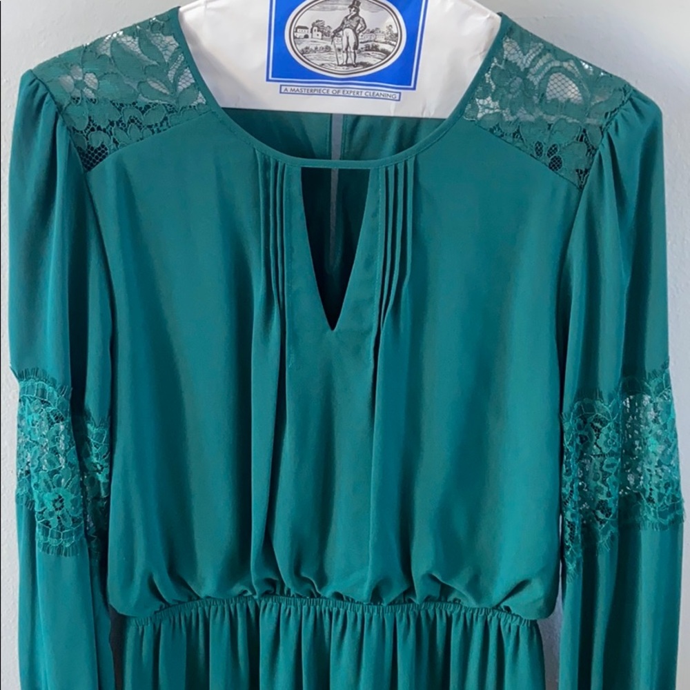 Express Dress - Picture 3 of 6